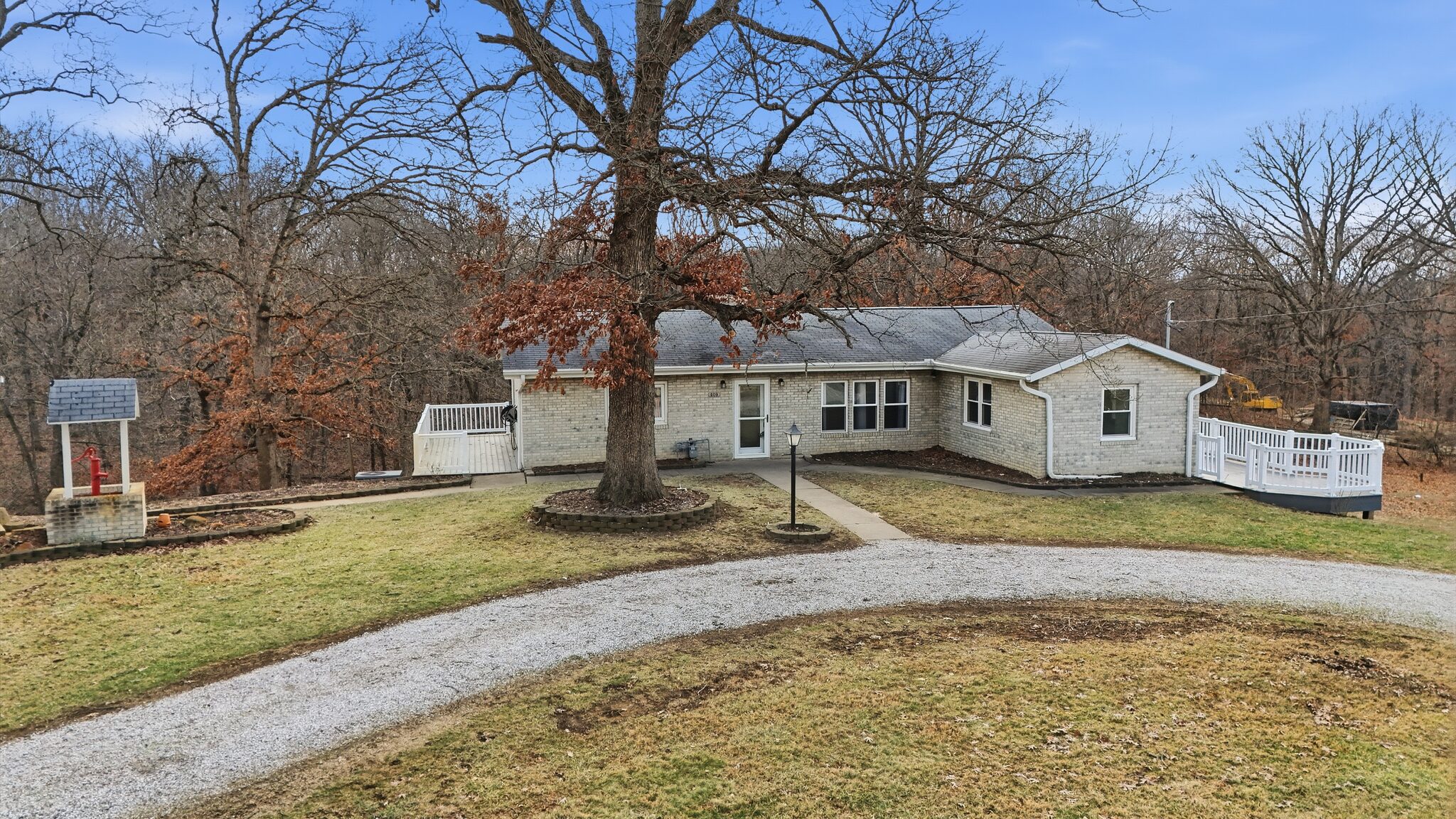 E Alconbury, Germantown Hills - real estate photography by Aerial MG
