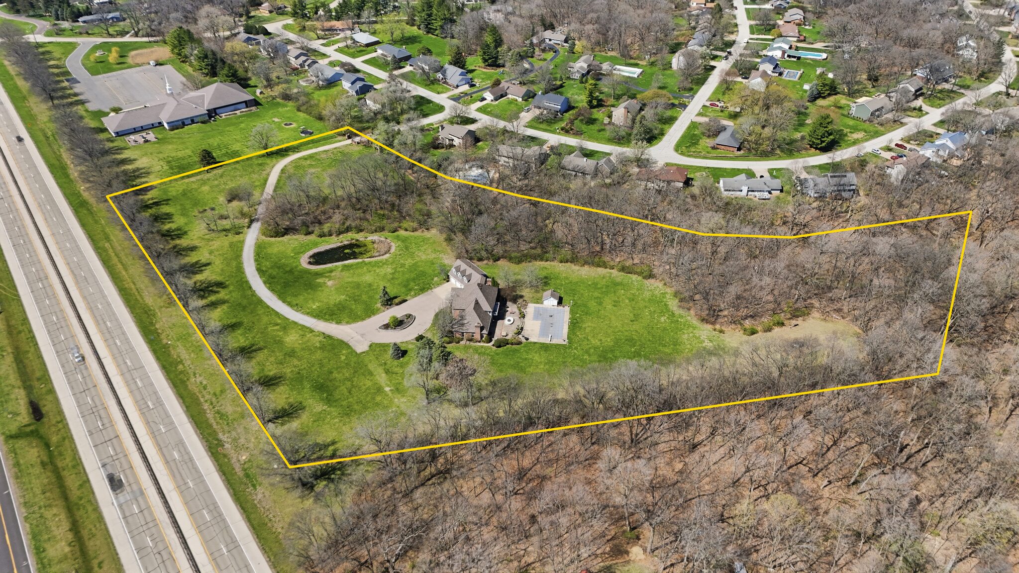Eastfield Dr, East Peoria - real estate photography by Aerial MG