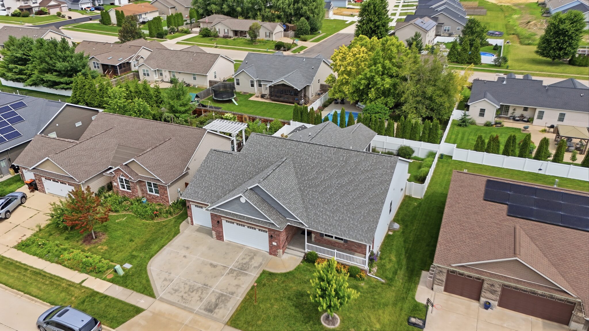 Mackenzie St, Washington - real estate photography by Aerial MG