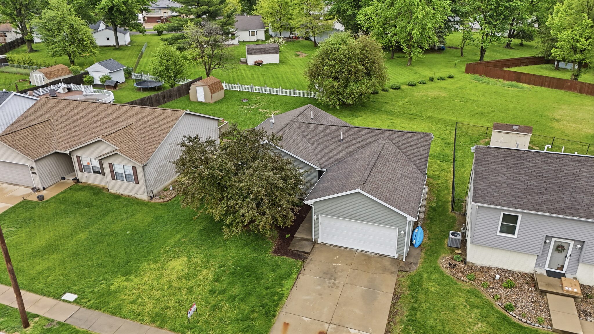 Tonti Ct, Marquette Heights - real estate photography by Aerial MG