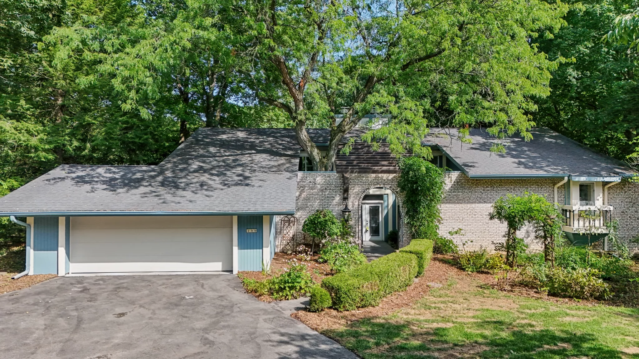 West Detweiller Drive, Peoria - real estate photography by Aerial MG