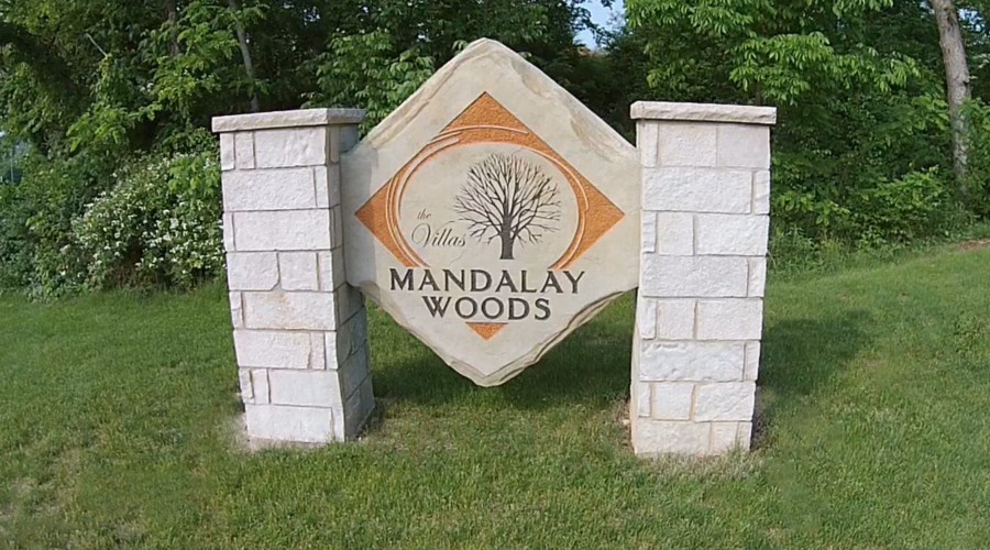 Manadaly_Woods_Sign